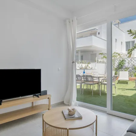 La Casa De Emilie- Solo Familias Апартаменти Коніль-де-ла-Фронтера