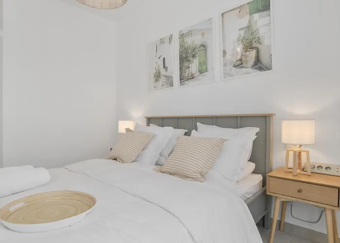 La Casa De Emilie- Solo Familias